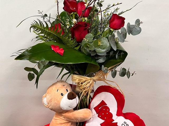 ¡El mejor regalo de San Valentín! Pida su ramo de flores a domicilio