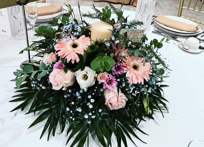 Decoración floral del banquete de boda en Ferrol